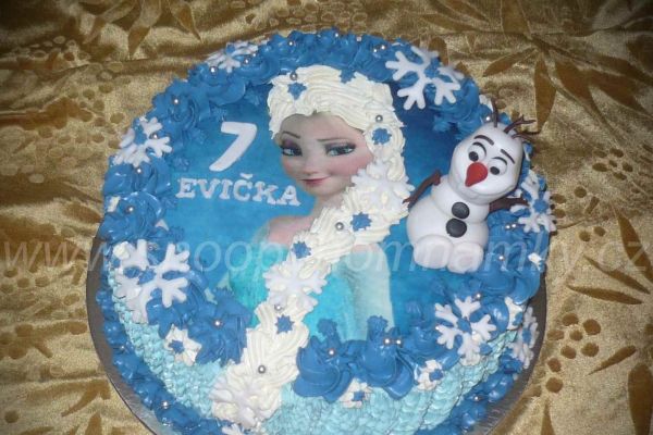 elsa-frozen-3653E0B73-EEC7-167B-2C6A-7727A668ECF3.jpg